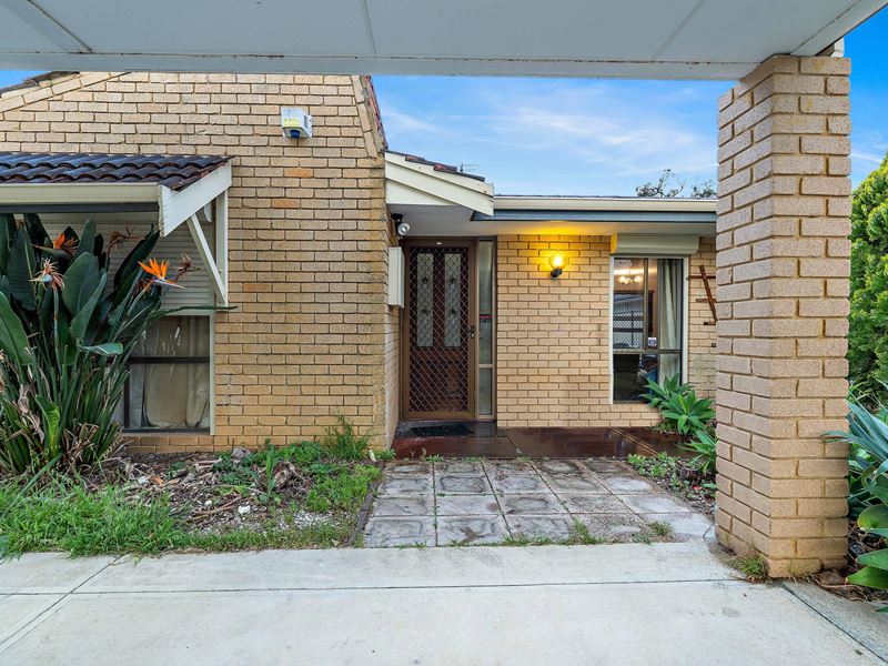 31 Huggins Road, Thornlie WA 6108