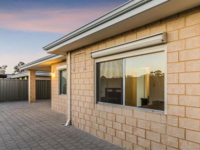 12 Westhall Street, Wellard WA 6170