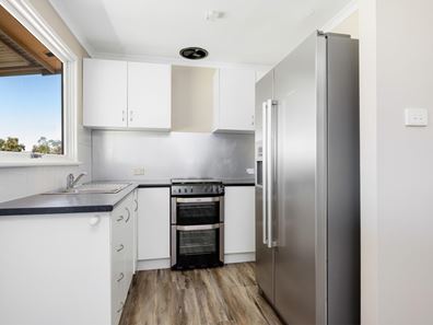 90a Millen Street, Victory Heights WA 6432