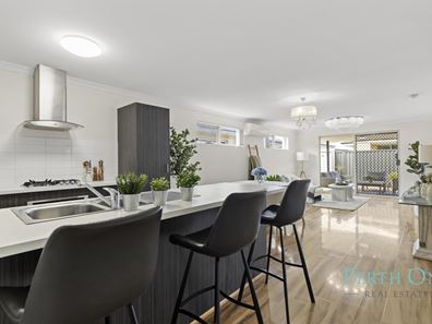 12 Apatite Street, Treeby WA 6164