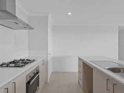 24 Scopello Street, Madora Bay WA 6210