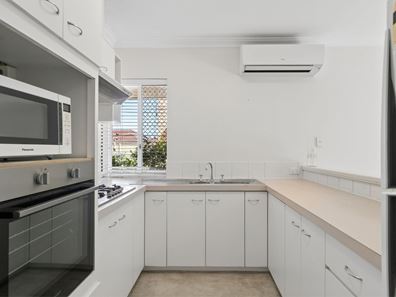 22/18 St Johns Wood Boulevard, Mount Claremont WA 6010
