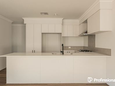 27A Curlington Crescent, Balga WA 6061