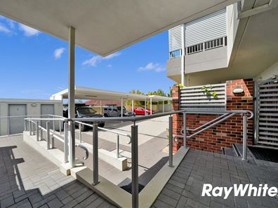 2/8 Peppering Way, Westminster WA 6061