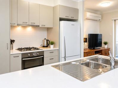 40/76 Newcastle Street, Perth WA 6000