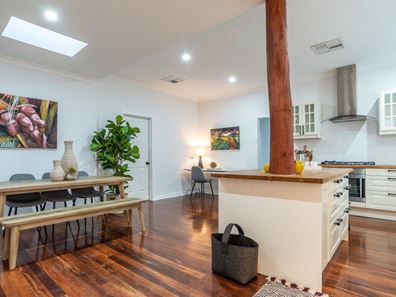 26 Redcliffe Street, East Cannington WA 6107