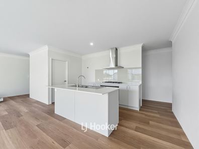18 Eucalyptus Way, Yalyalup WA 6280