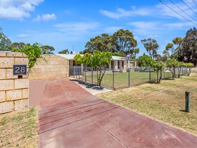 28 Salcombe Way, Warnbro WA 6169