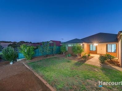 4 Ballad Crescent, Bullsbrook WA 6084