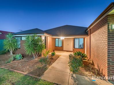 4 Ballad Crescent, Bullsbrook WA 6084