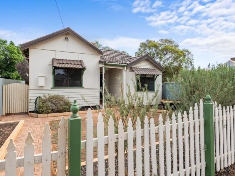 154 Cheetham Street, Kalgoorlie