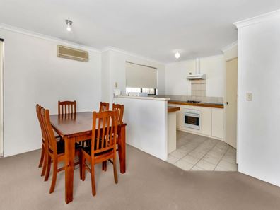 4 / 26 Bickley Road, Cannington WA 6107