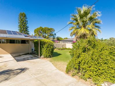 12B Glenside Crescent, Craigie WA 6025