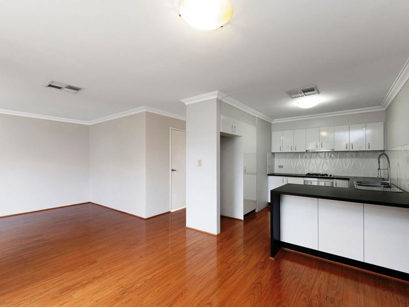 1/65 Crimea Street, Morley WA 6062