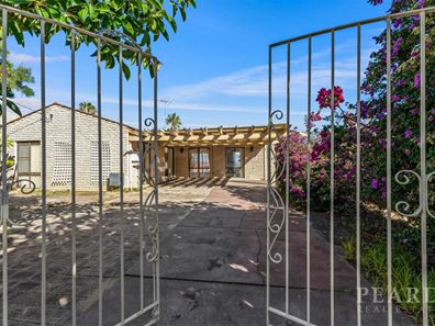 3 Cooinda Close, Quinns Rocks WA 6030