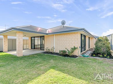 15 Durant Way, Piara Waters WA 6112