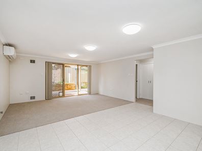 39/39 Elizabeth Street, Cloverdale WA 6105