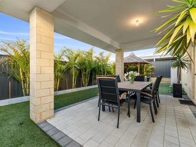 12 Spindle Grove, Jindalee WA 6036