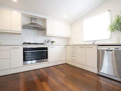 7 Viscount Road, Morley WA 6062