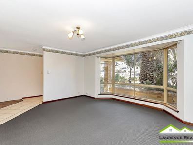 21 Serpentine Gardens, Clarkson WA 6030