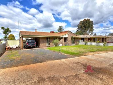 228 Prinsep Street, Collie WA 6225