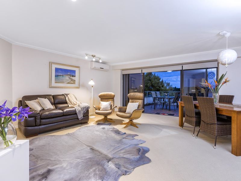 2/19 Ridge Street, South Perth