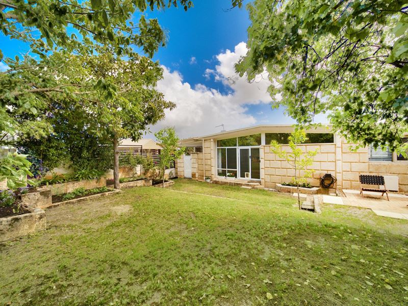 3 Thursley Way, Morley