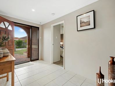 8 Linaria Way, Canning Vale WA 6155