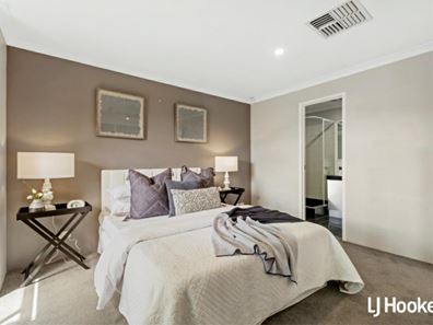 8 Linaria Way, Canning Vale WA 6155
