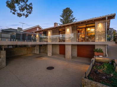 60 Paramatta Road, Doubleview WA 6018