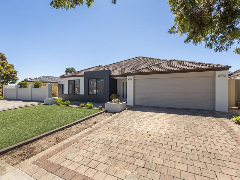 6 Blarney Place, Canning Vale WA 6155