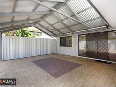 1/63 Silica Road, Carine WA 6020