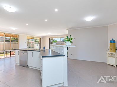 38 Brown Crescent, Seville Grove WA 6112