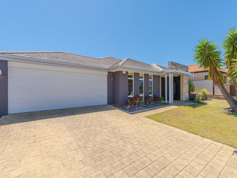 3 Elmhurst Drive, Clarkson WA 6030