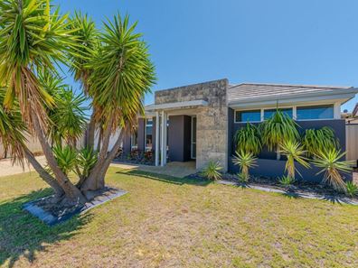 3 Elmhurst Drive, Clarkson WA 6030