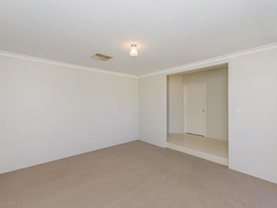 3 Elmhurst Drive, Clarkson WA 6030
