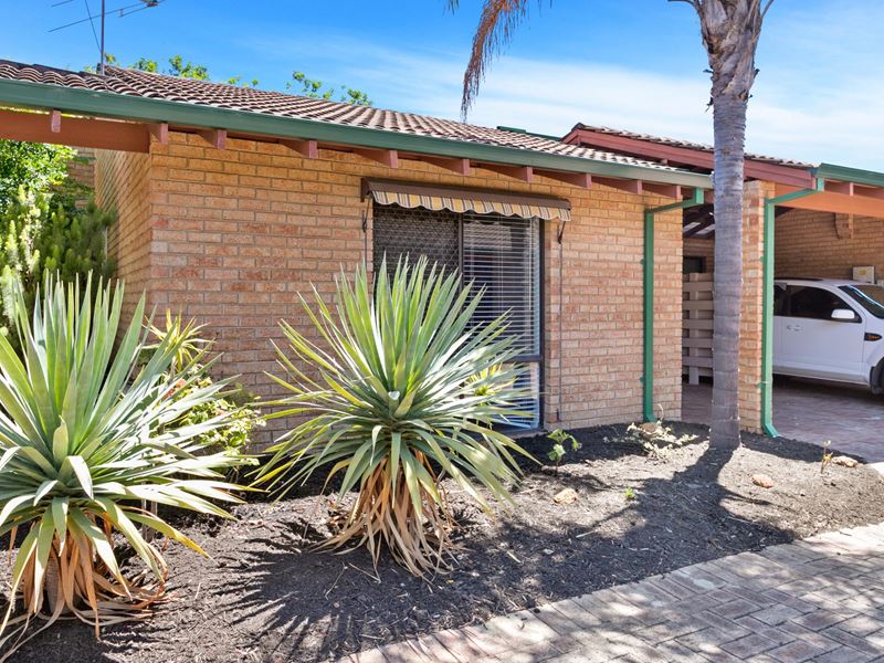 3/27 Moore Street, Dianella