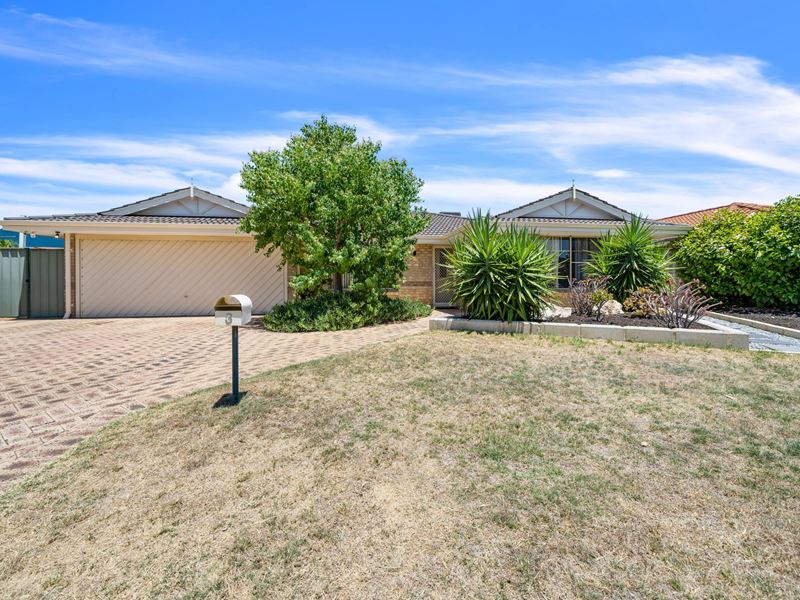 3 Falkland Way, Kinross