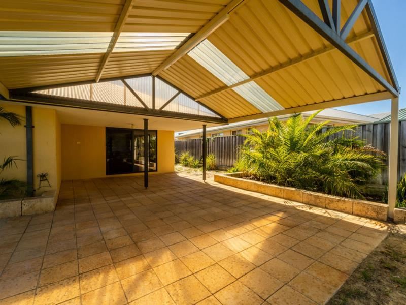 15 Parnham Avenue, Ellenbrook