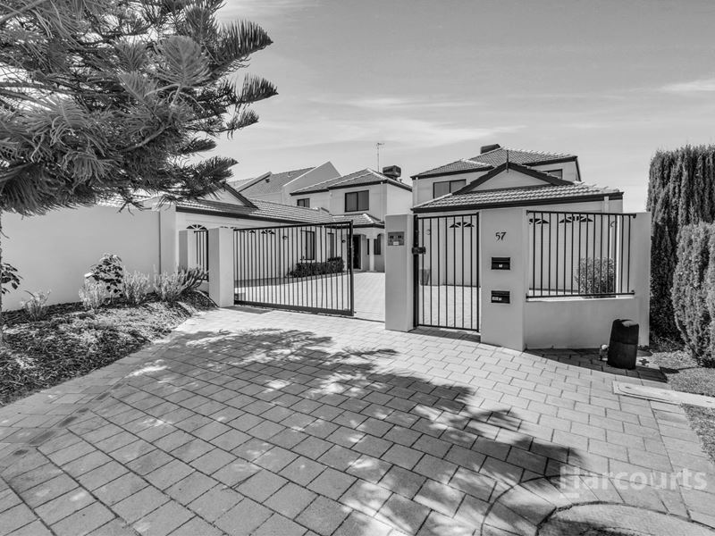 2/57 Rialto Place, Halls Head WA 6210