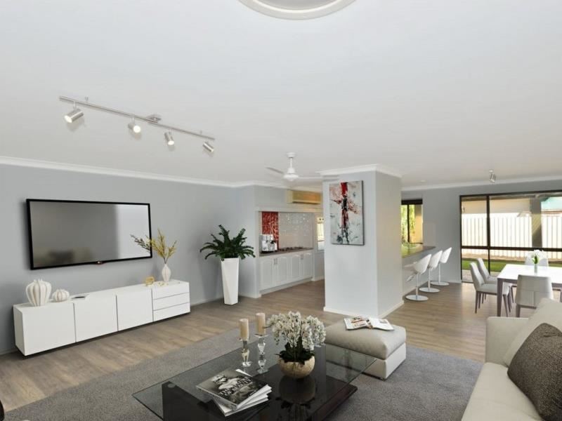 2 Talbot Close, Halls Head WA 6210