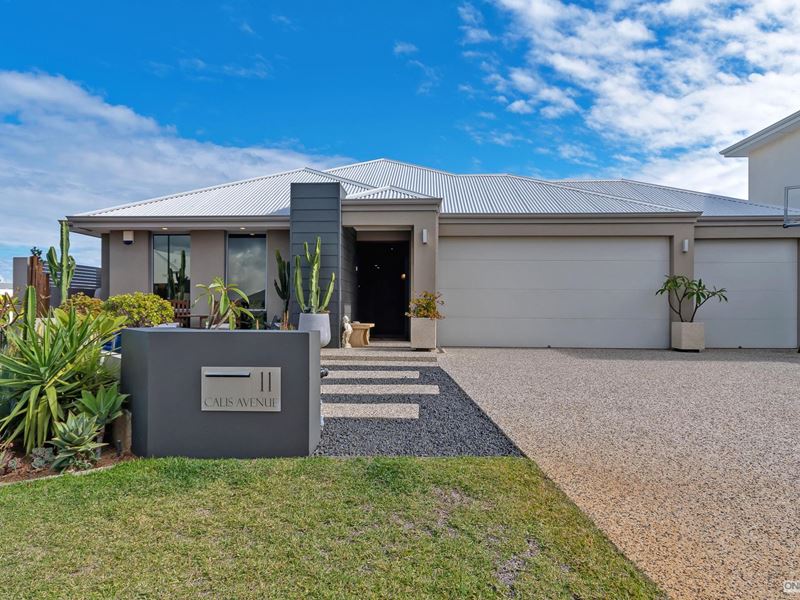 11 Calis Avenue, Iluka WA 6028