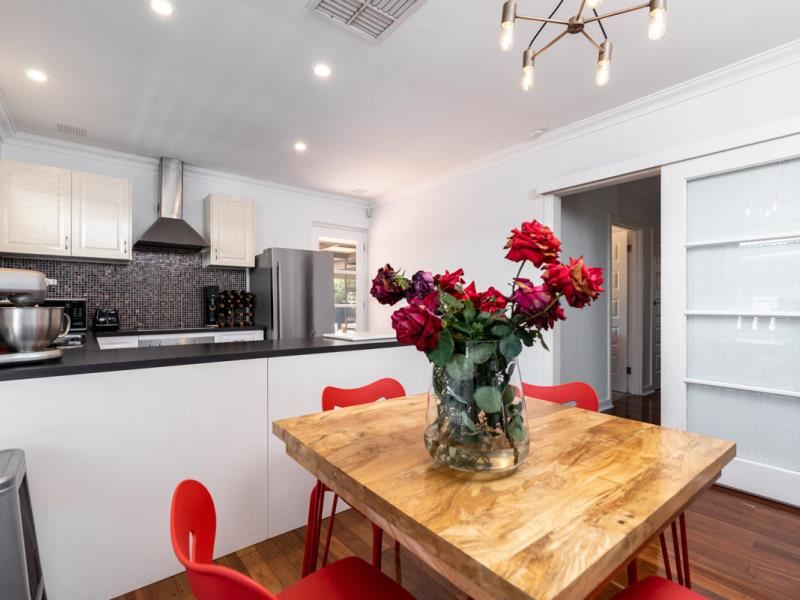 14 Mona Avenue, Beckenham