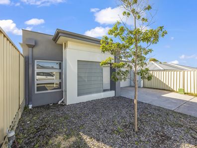 56 Sandalford Dr, Beldon WA 6027