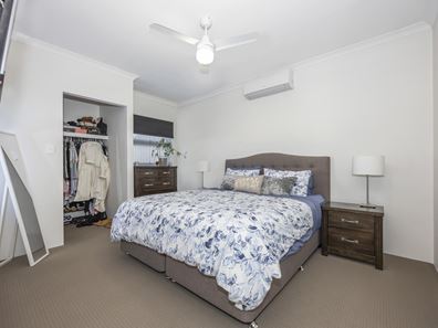 56 Sandalford Dr, Beldon WA 6027