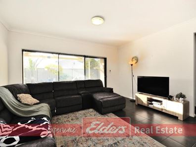 4/33 Kootingal  Bend, Baldivis WA 6171