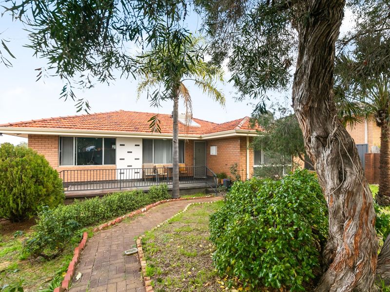 10 Glendower Way, Spearwood