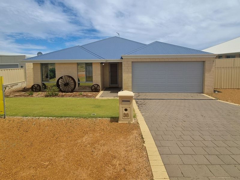 38 Spinnaker Way, Drummond Cove WA 6532