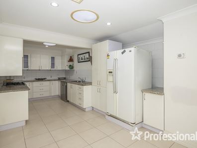42 Warrandyte Drive, Craigie WA 6025