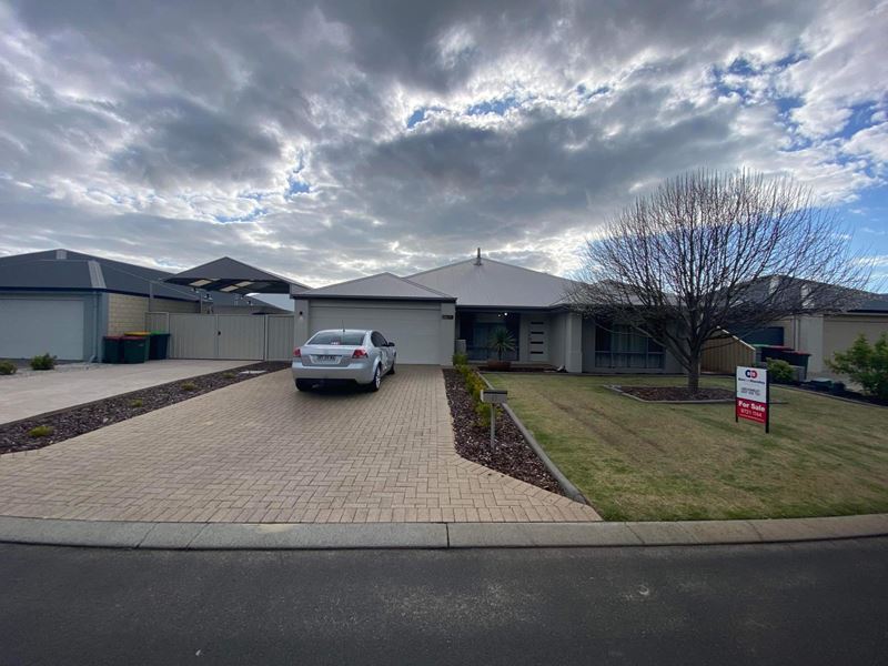 63 Duncan Loop, Millbridge